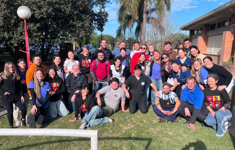 La Familia Uvaniana se reunió para celebrar y mantener vivo el legado del Padre 